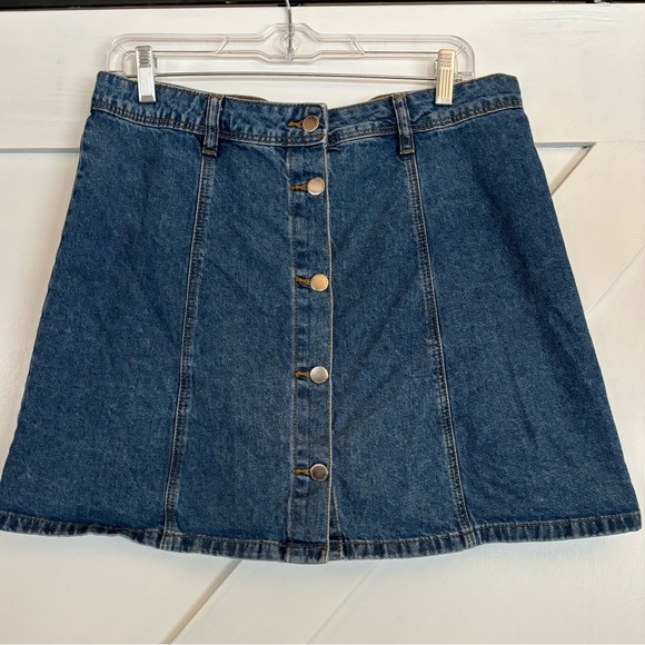 H&M Jean Skirt - Picture 1 of 3